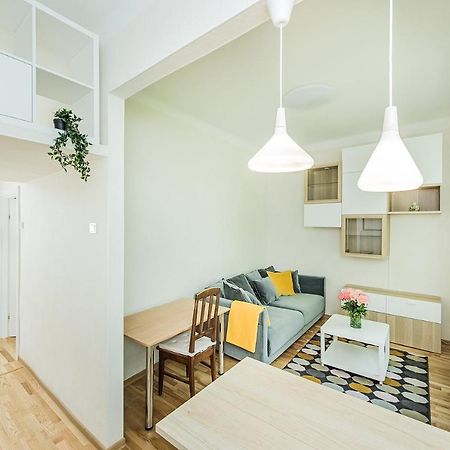 Lovely 1-Bedroom Apartment In Kaunas Old Town Экстерьер фото